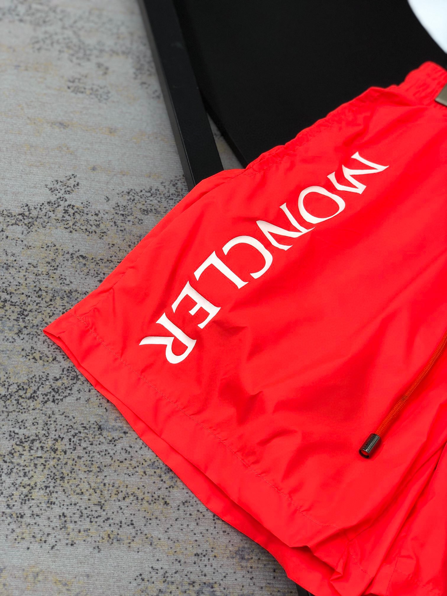 MONCLER Men's Red Swim Trunks - Lightweight & Quick-Dry, Sizes M to 3XL 5 i1708533373 8236 4