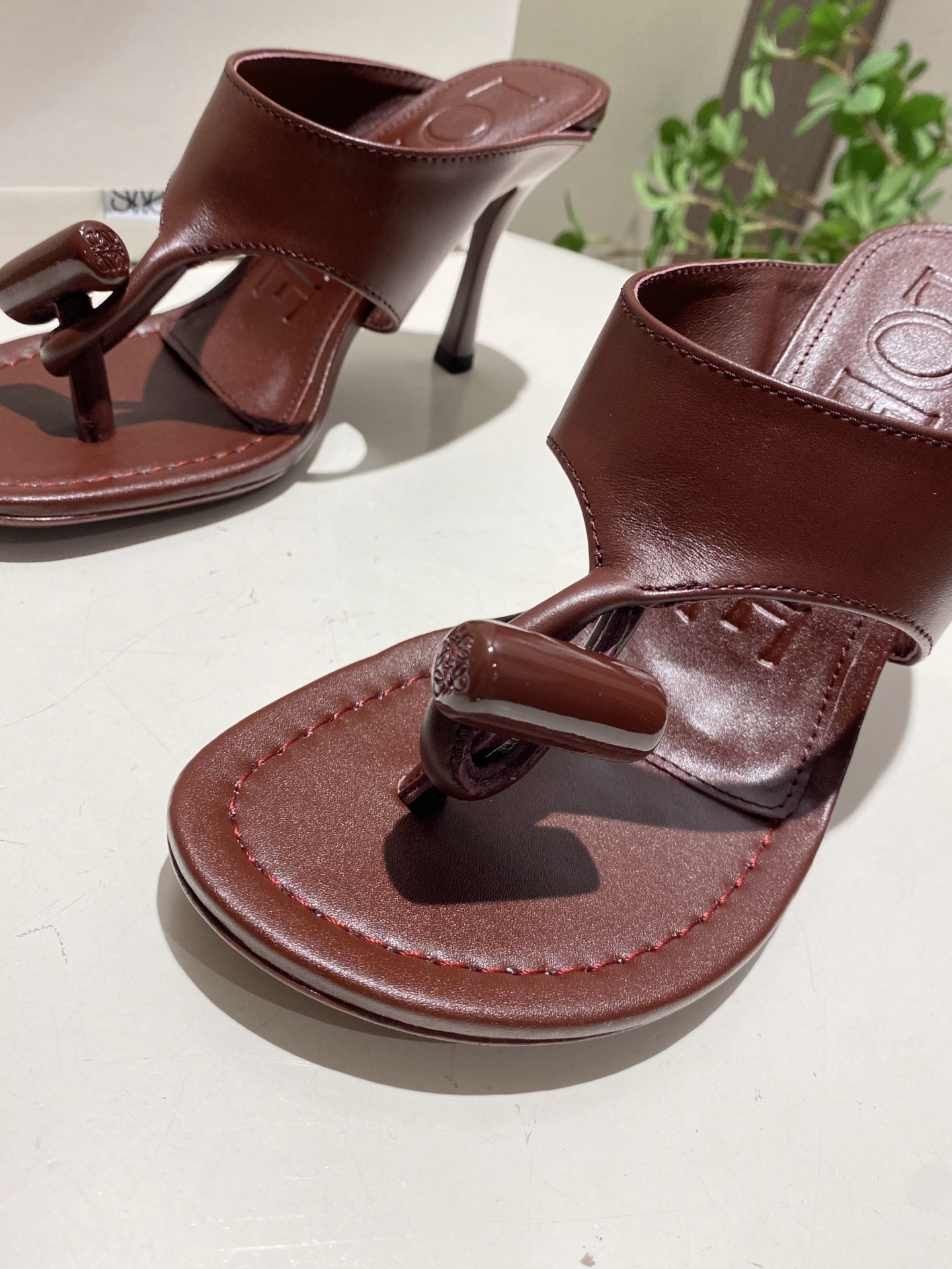 LOEWE women's shoes LoeweLOEWE SS 1 1 Logo — photo 6