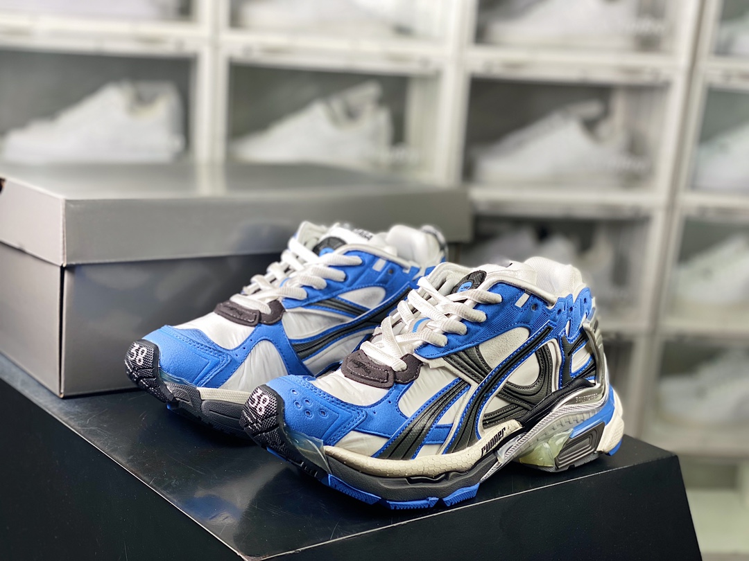 BALENCIAGA Runner Sneaker”UNC/White/Black/Grey”2.0慢跑系列低帮慢跑鞋“2.0解构破坏大学蓝白黑深灰”772767 W3RNY 4912