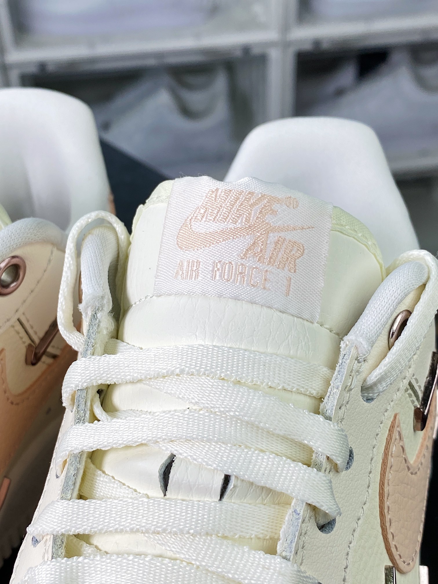 200 Wmns Air Force 1' 07 LX”Rose Gold”空军一号板鞋“米白樱花粉玫瑰金小四钩”FV8110-181