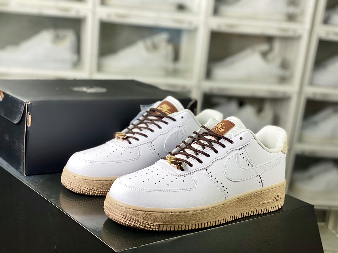 220  Air Force 1’07 Low 空军一号低帮经典百搭休闲运动板鞋“白黄”FV3700-112