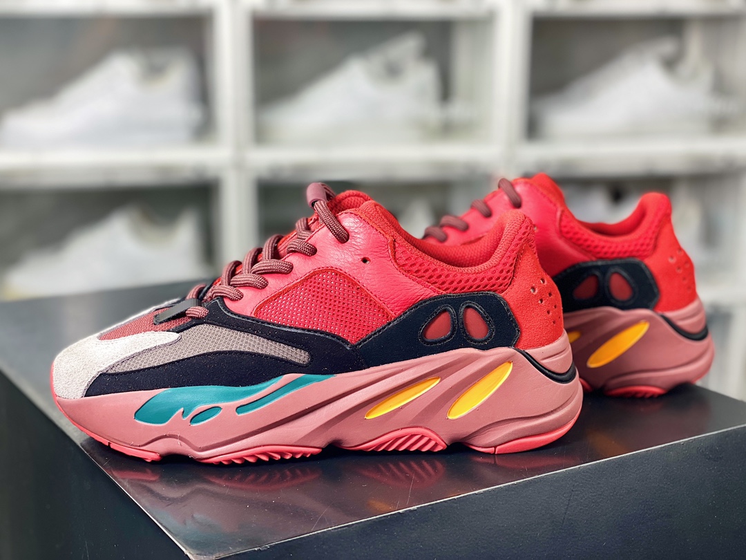 280 Kanye West x Adidas Yeezy 700 Runner V1系列慢跑鞋