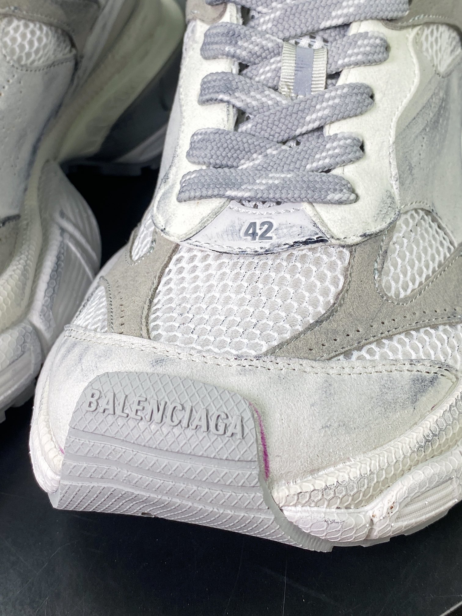 450 巴黎世家BALENCIAGA 3XL Sneakers 3+系列低帮复古阔慢跑鞋“网织白灰做旧”734731 W3XL2 0101