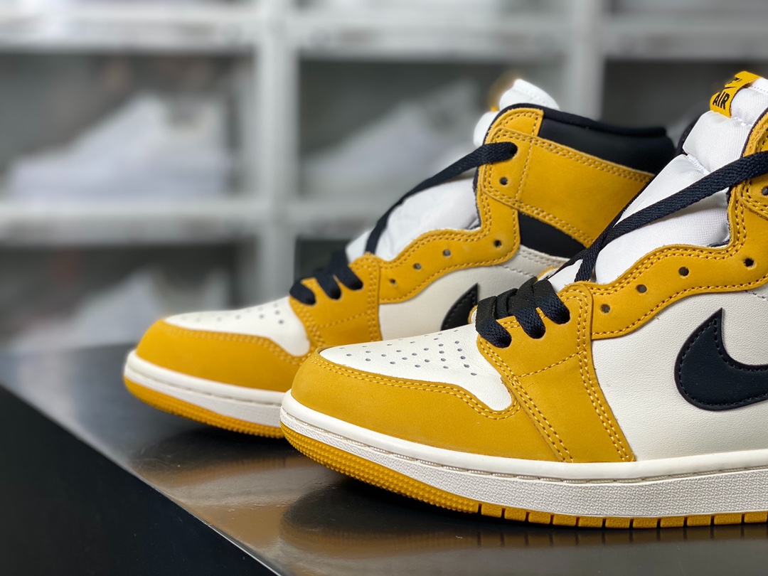 350 耐克Nike Air Jordan 1 Retro High OG”Yellow Ochre”AJ1代篮球鞋“白黄”DZ5485-701