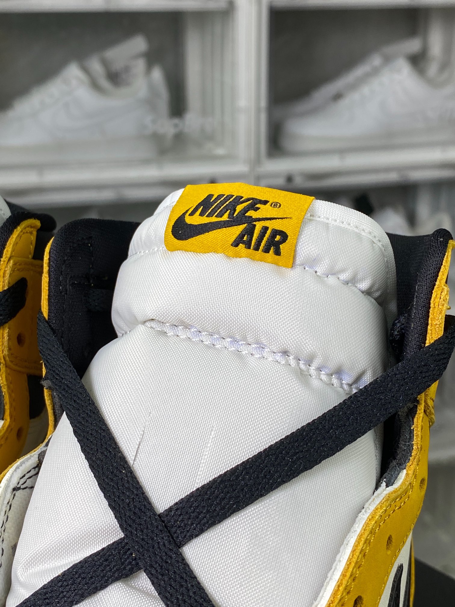 350 耐克Nike Air Jordan 1 Retro High OG”Yellow Ochre”AJ1代篮球鞋“白黄”DZ5485-701