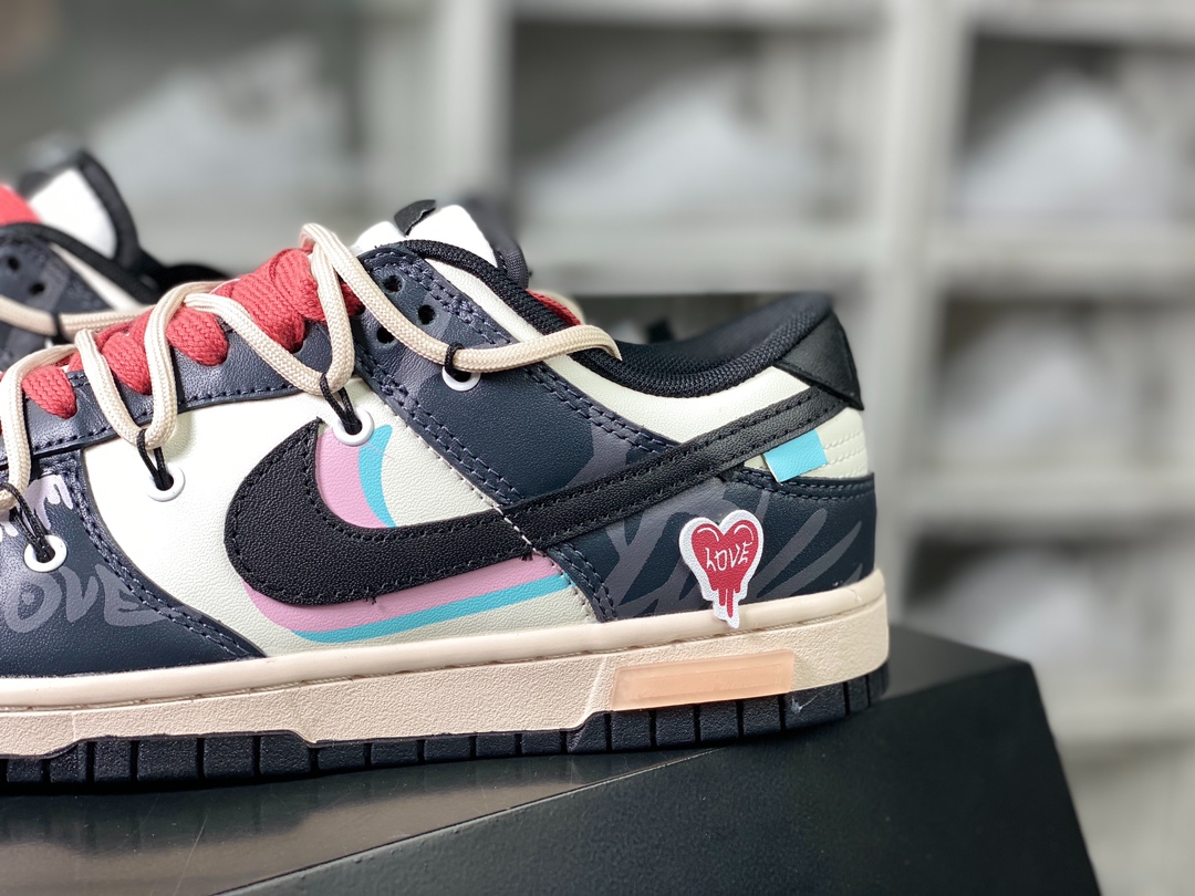 260 SB Dunk Low GS"Black/White"扣篮系列低帮休闲运动滑板板鞋“黑白粉迷幻爱绑绳”DD1391-100