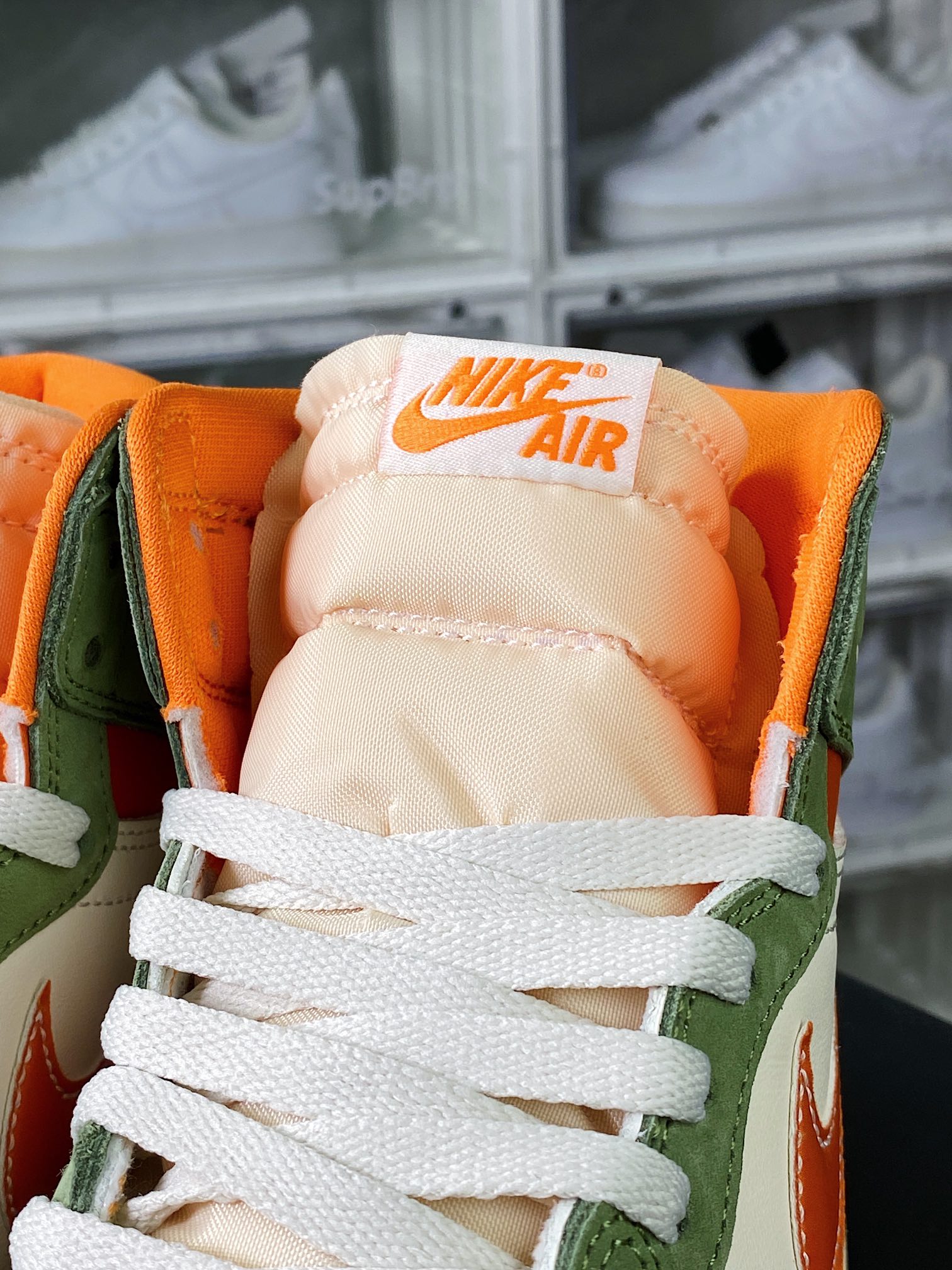 350  Air Jordan 1 Retro High OG Craft”Celadon”AJ1代经典复古经典高帮篮球鞋“军绿白橙”FB9934-300