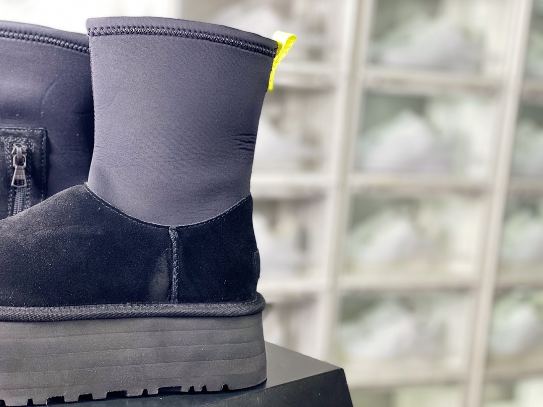 360 UGG W Classic Ultra Mini Platform 新奇系列经典加厚款短靴“深灰黑加绒”