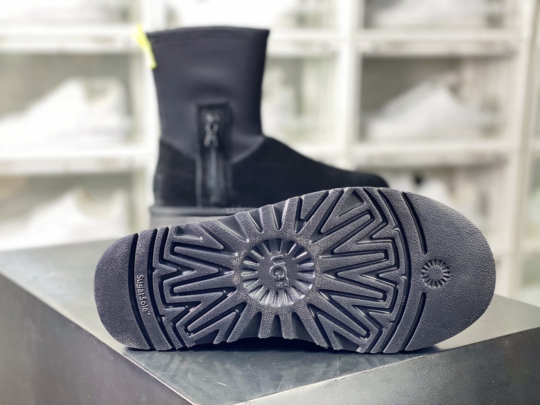 360 UGG W Classic Ultra Mini Platform 新奇系列经典加厚款短靴“深灰黑加绒”