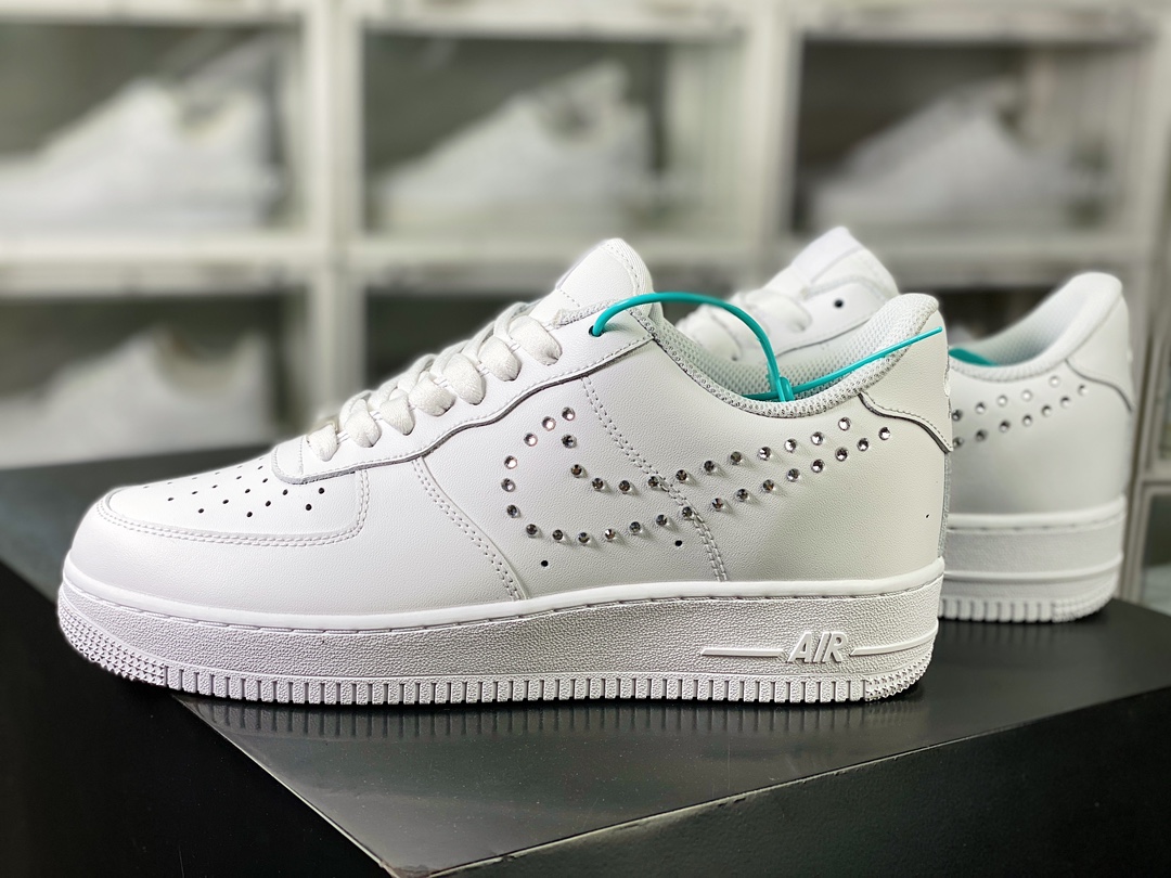 200 Air Force 1 07 Low”White/Metallic Silver”空军一号经典低帮百搭休闲运动板鞋“白银钻石钩子”FQ8887-100