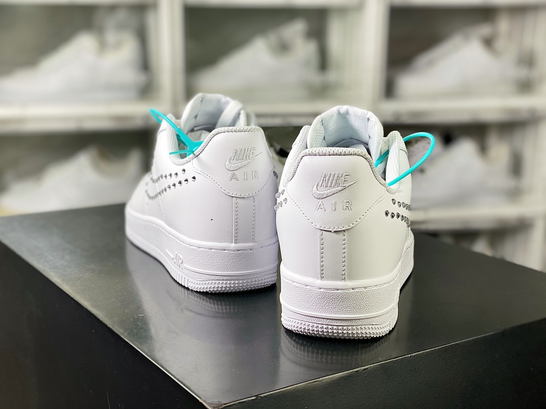 200 Air Force 1 07 Low”White/Metallic Silver”空军一号经典低帮百搭休闲运动板鞋“白银钻石钩子”FQ8887-100