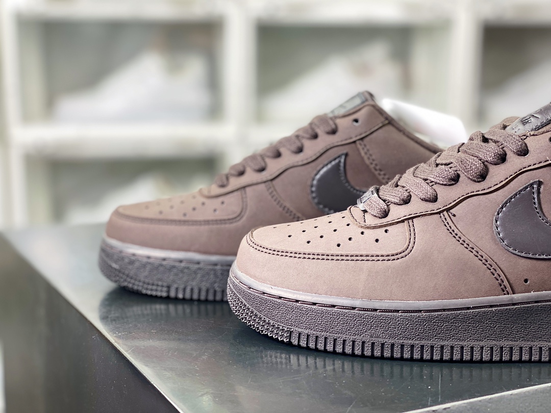 200  Air Force 1 Low"White/Matcha"空军一号经典低帮板鞋“皮革深棕”DR9503-200