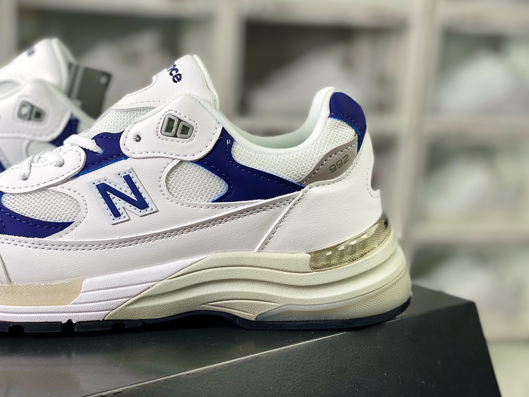 240 新百伦New Balance Made in USA M992系列美产血统经典百搭老爹休闲运动跑步鞋“s灰白兰”M992EC