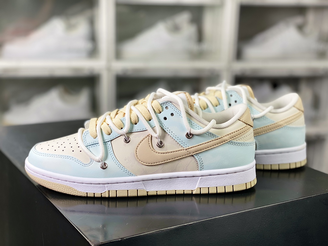 240 SB Dunk Low Lot"Beige/Light Blue"扣篮系列低帮板鞋“海盐椰云米蓝绑绳”DV0831-003