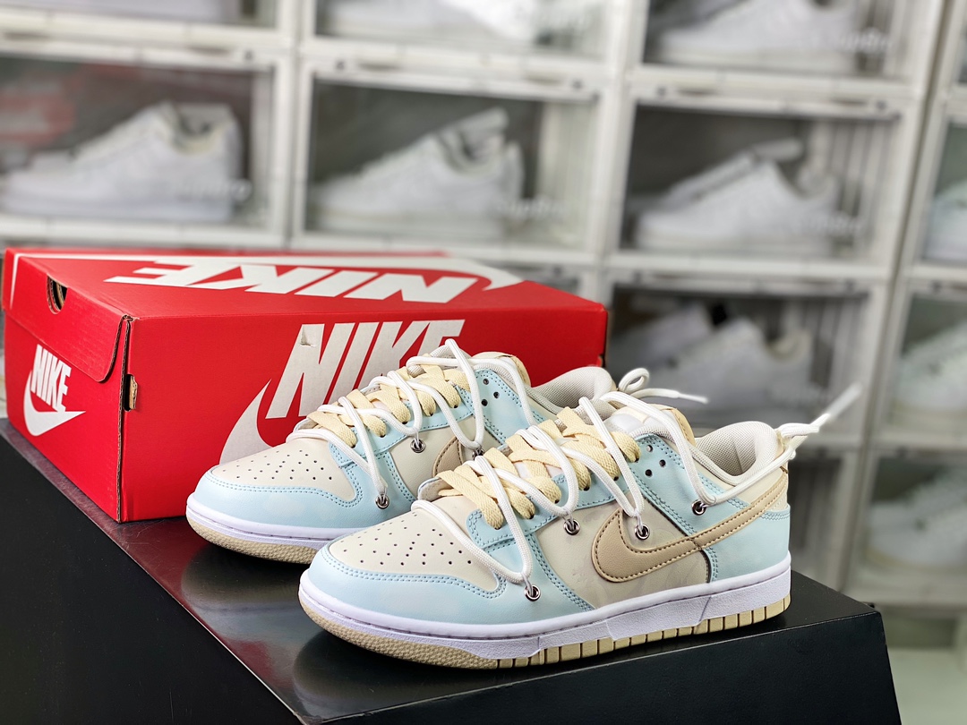 240 SB Dunk Low Lot”Beige/Light Blue”扣篮系列低帮板鞋“海盐椰云米蓝绑绳”DV0831-003