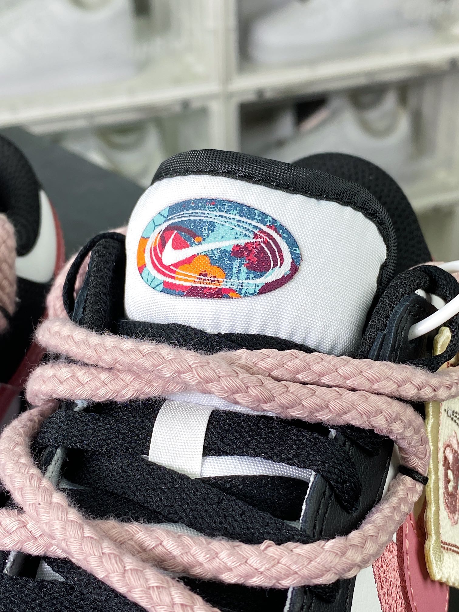 260 Dunk Low”Multi-Color/Swoosh”扣篮系列低帮板鞋“告白黑白粉火焰绑绳三钩子”FD4623-157