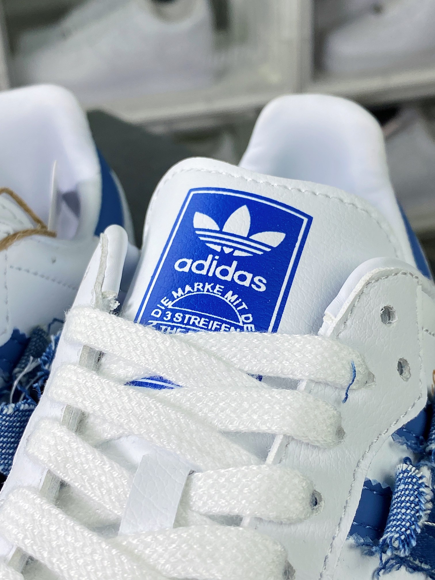 140 Adidas Originals Samba Vegan OG"Denim"桑巴舞板鞋“白浅蓝牛仔缝纫碎布”IG1024