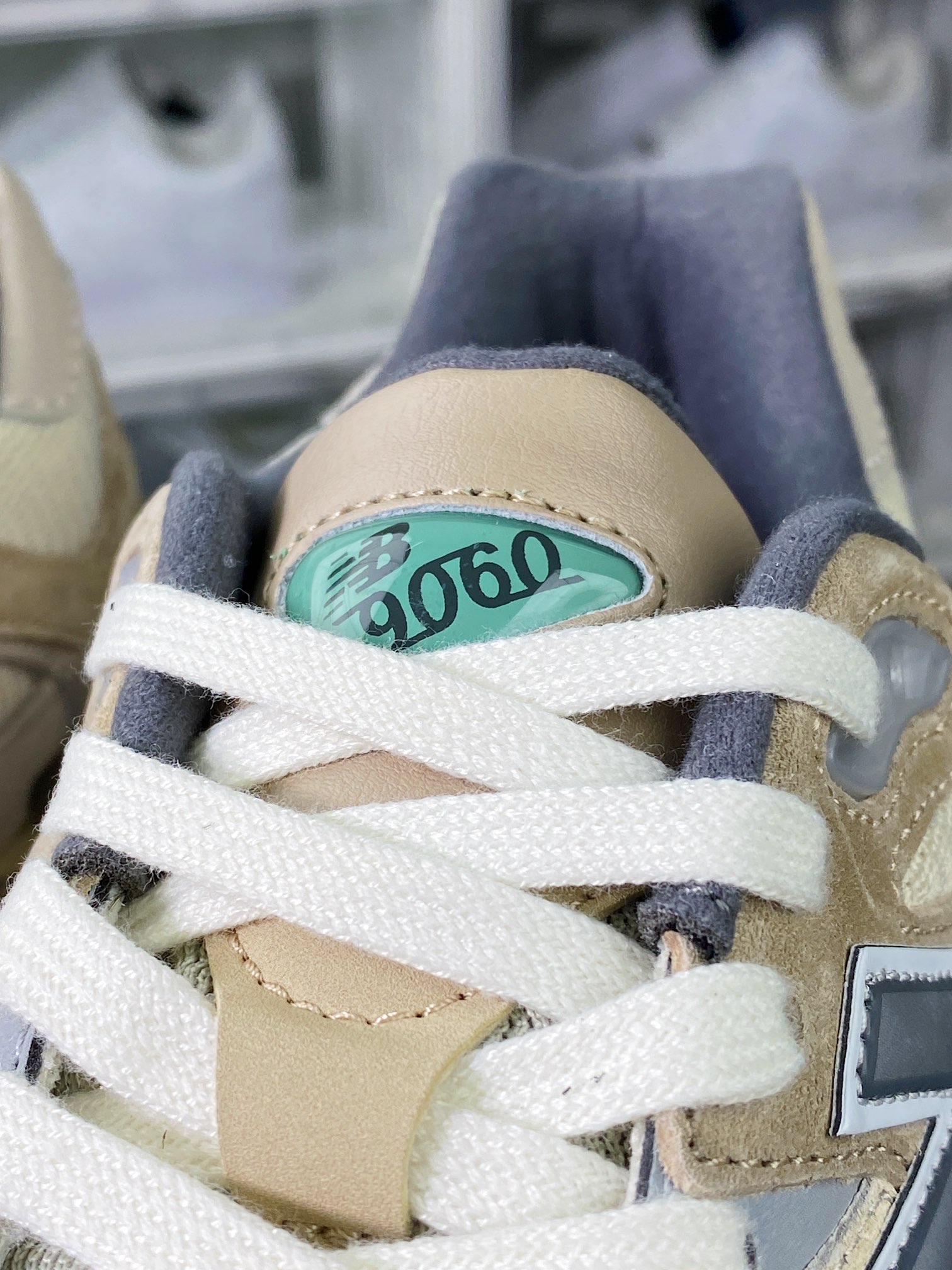 240 新百伦New Balance 9060"Sea Salt"系列复古百搭老爹跑步鞋“海盐浅灰色”U9060MAC