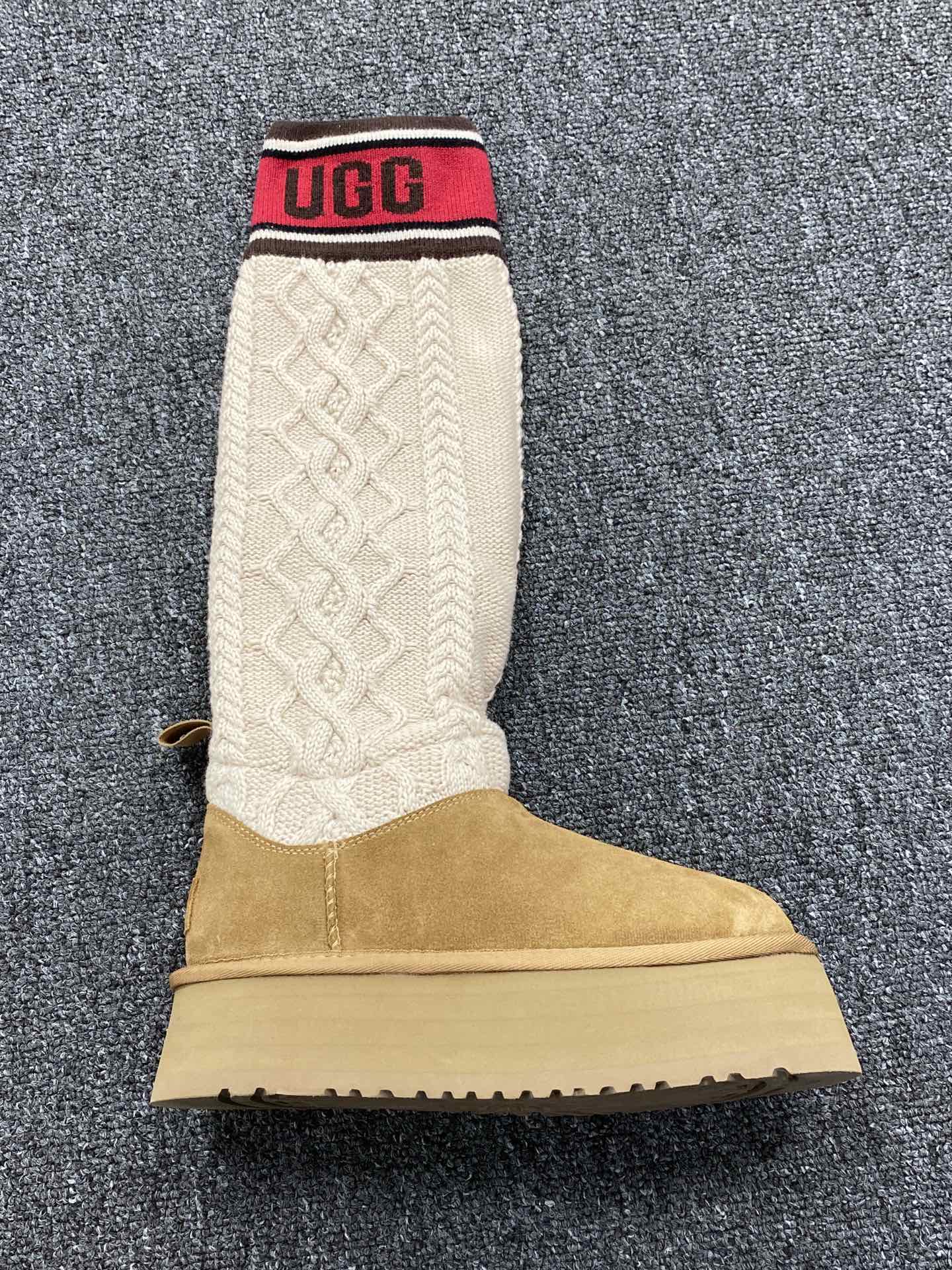 360 GD UGG 4045 秋冬羊皮毛一体雪地靴