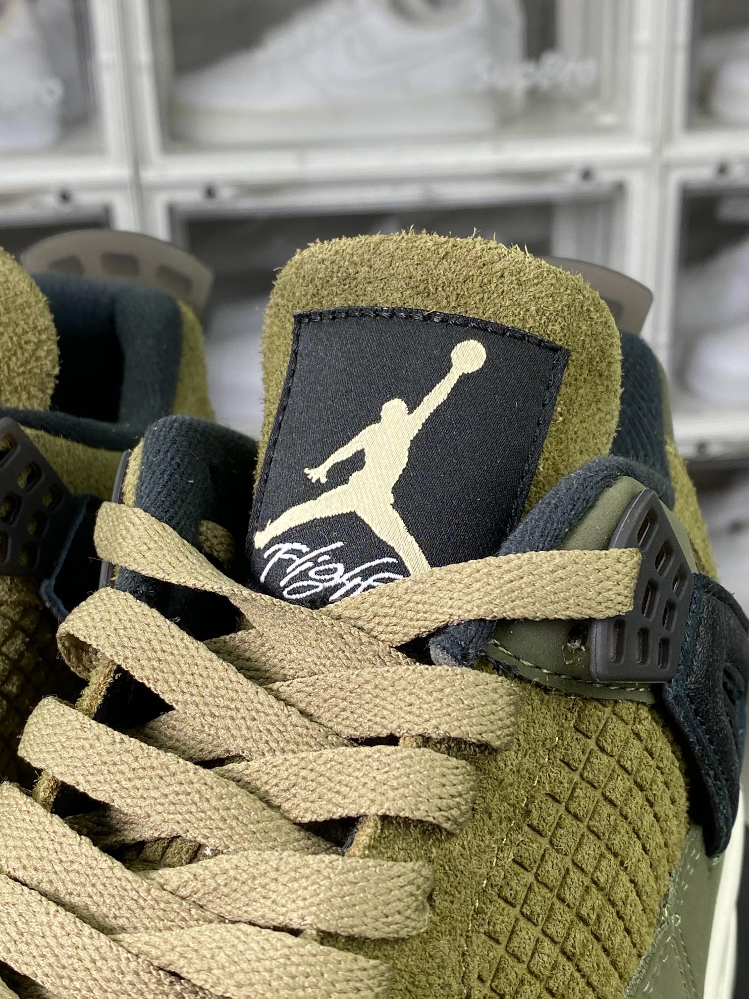 Nike Air Jordan 4 Retro SE Craft ”Medium Olive” AJ4 mid-top basketball shoes ”Olive Army Green Small UNDFTD” FB9927-200