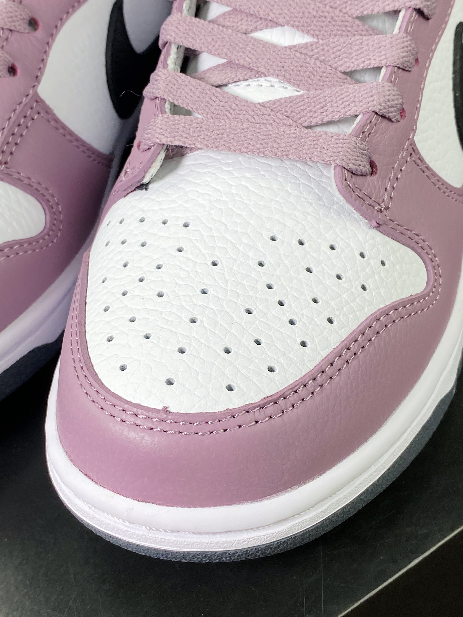 SB Dunk Low Retro SP Dunk series low-top casual sports skateboard shoes ”white dark purple pink” DO7413-991