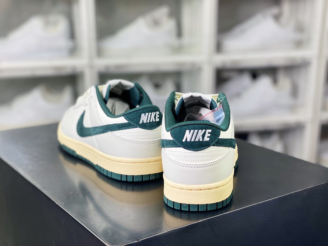 SB Dunk Low ”Athletic Department” dunk series low-top sneakers ”off-white dark green oxidation bottom” FQ8080-133