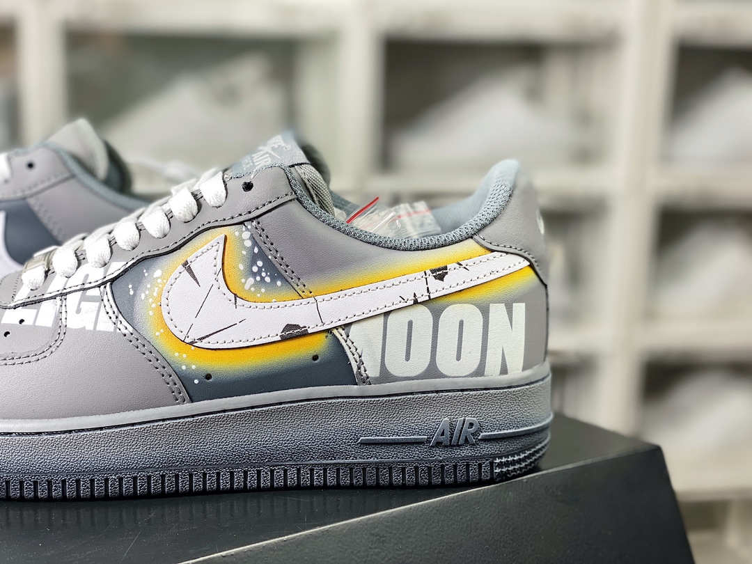 260  Air Force 1 07 Low”THEMOON”空军一号板鞋“深灰黑白浸染涂鸦”CW2288-111