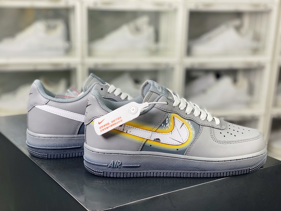 260  Air Force 1 07 Low”THEMOON”空军一号板鞋“深灰黑白浸染涂鸦”CW2288-111