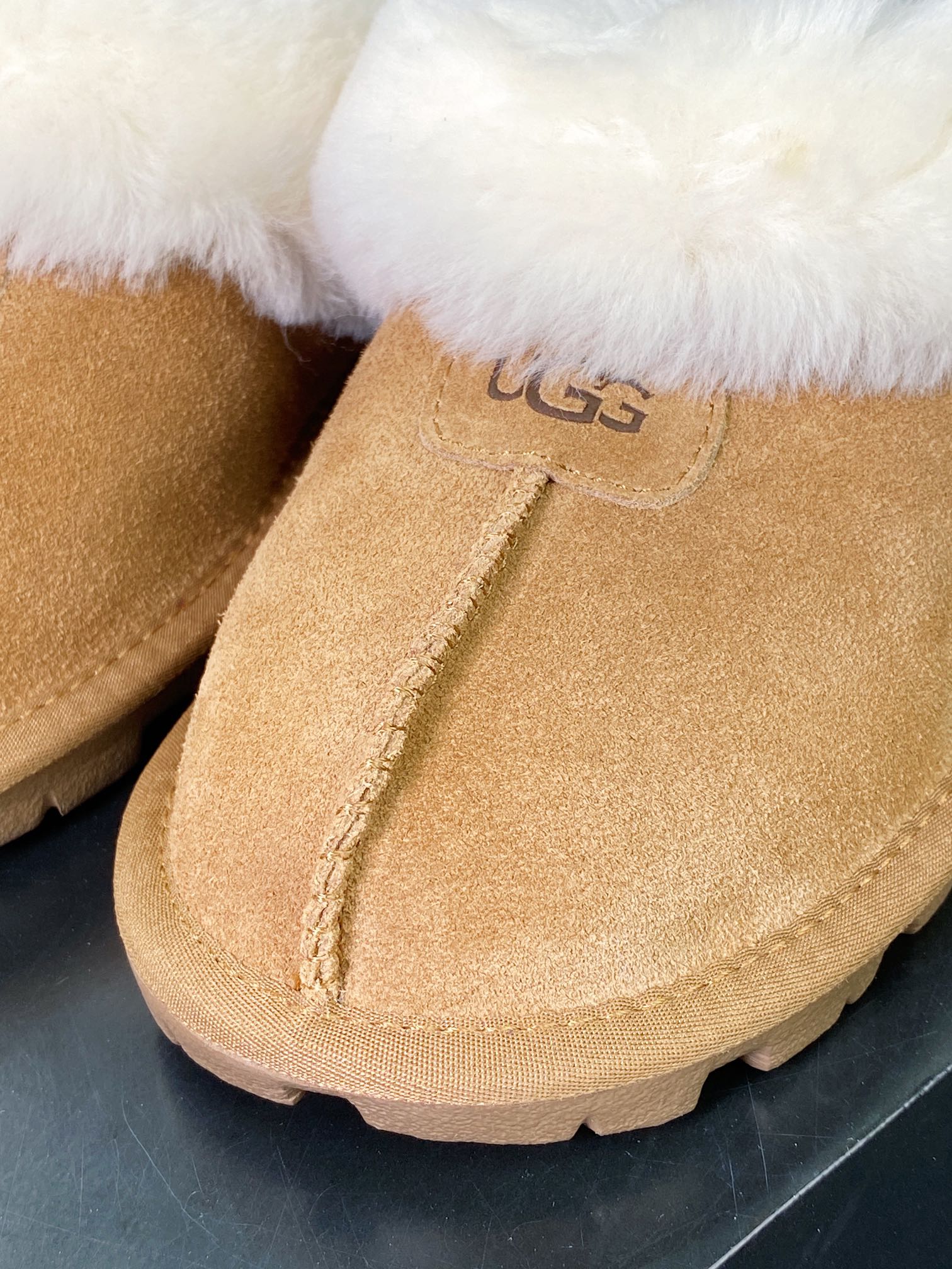 180 UGG W Classic Coquette Clog Slipper 系列时尚居家穆勒半拖鞋“星拖栗色”5125-CHE-01