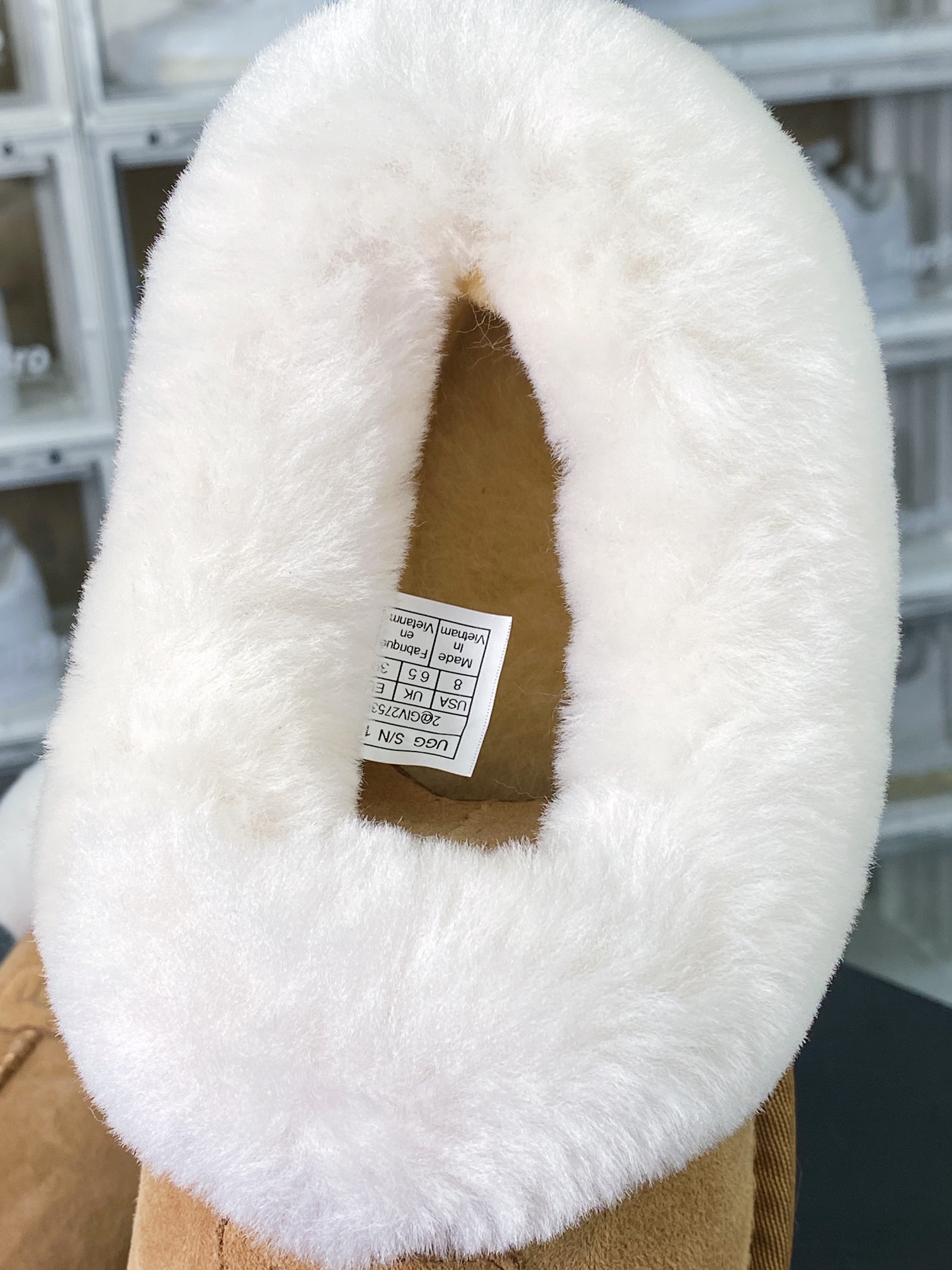 200 UGG W Tazzla 塔次特系列低帮时尚百搭舒适保暖休闲便鞋“塔次特栗色”