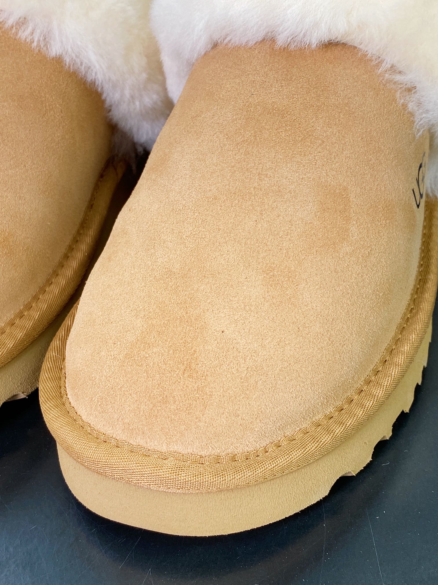 200 UGG W Classic Coquette Clog Slipper 系列时尚居家穆拖鞋“美凯林可拆卸拖鞋”5125-CHE-01