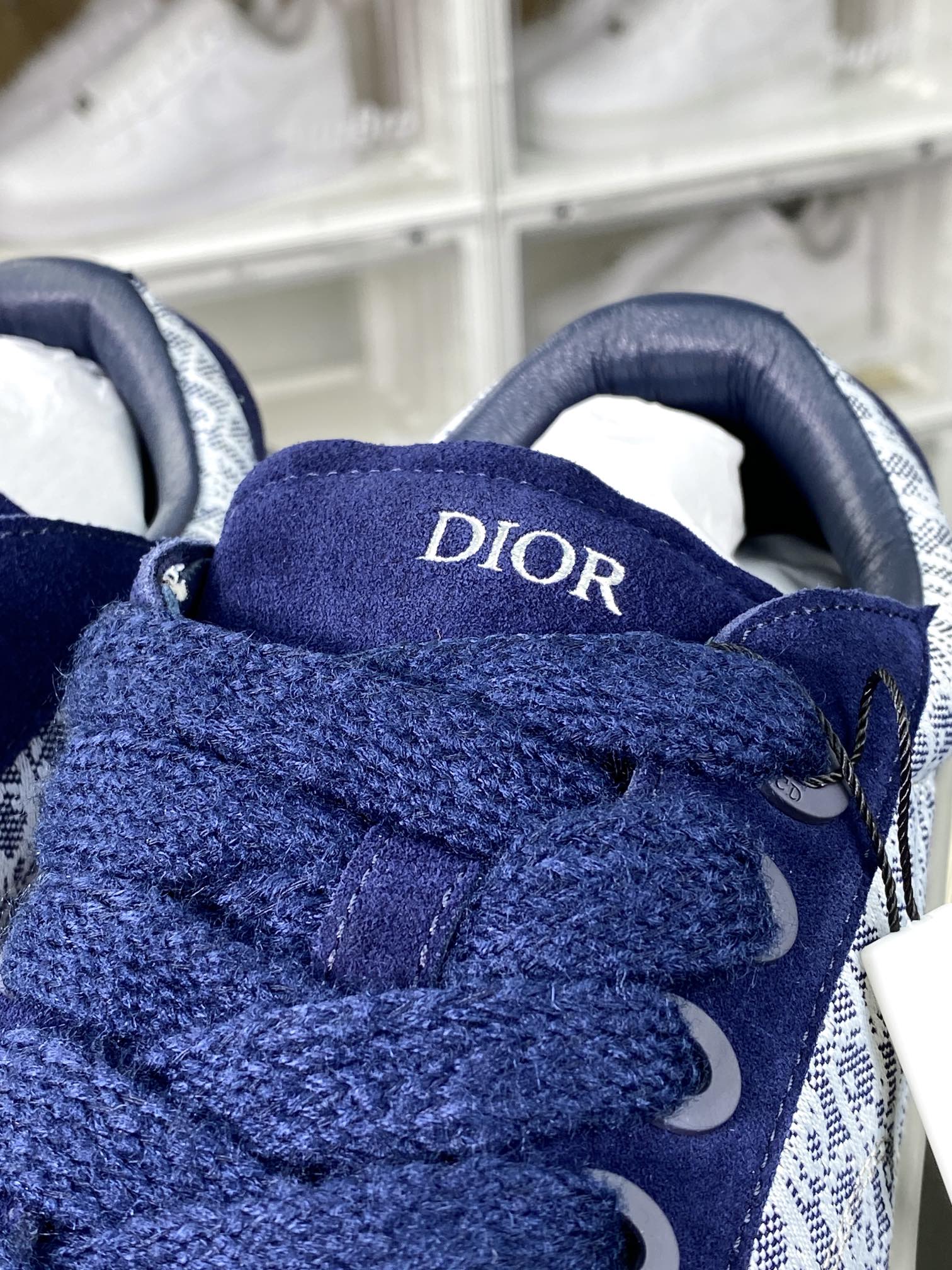 450 Dior B33 Low Top Sneakers"Oblique"B33系列低帮板鞋“翻毛藏蓝白CD重影”3SN303ZWN_H559