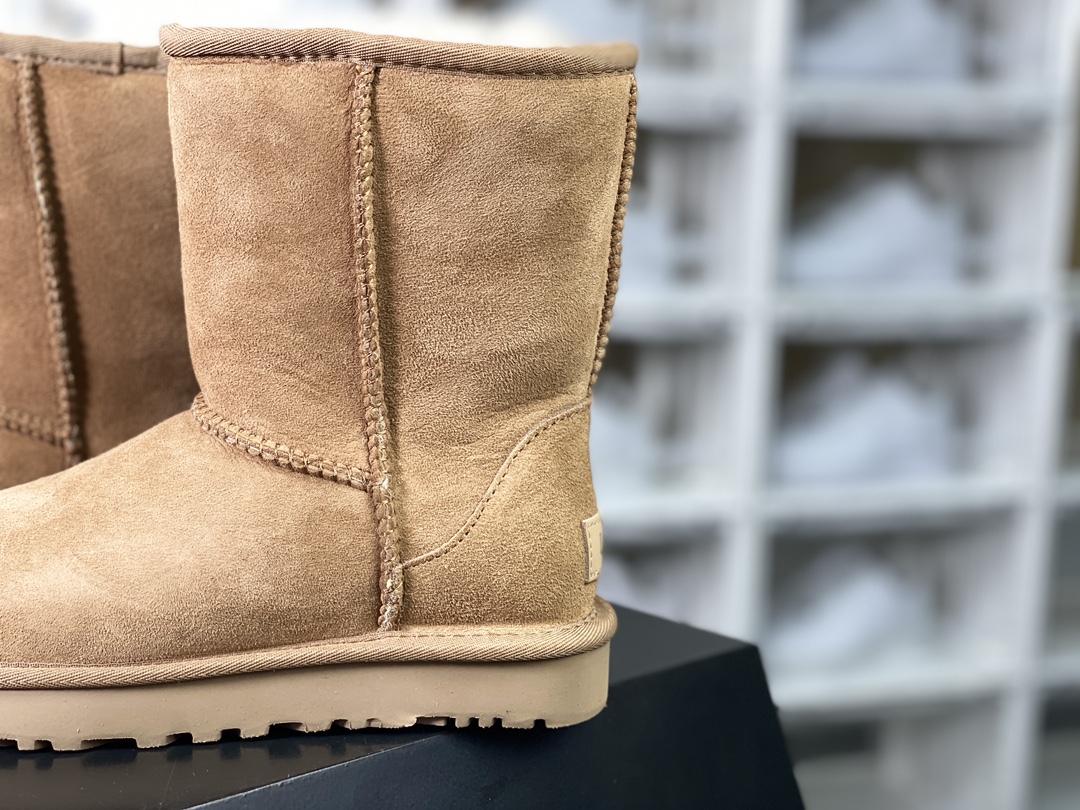 240 UGG W Classic Mini II 经典迷你2.0系列中筒休闲百搭短靴“栗子棕加绒”