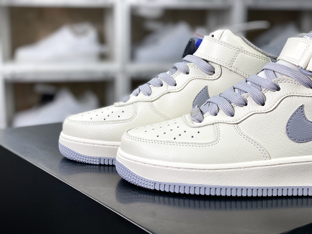 260 Air Force 1’07 Mid "Beige/Grey"空军一号板鞋“皮革米白烟灰”PA0920-608