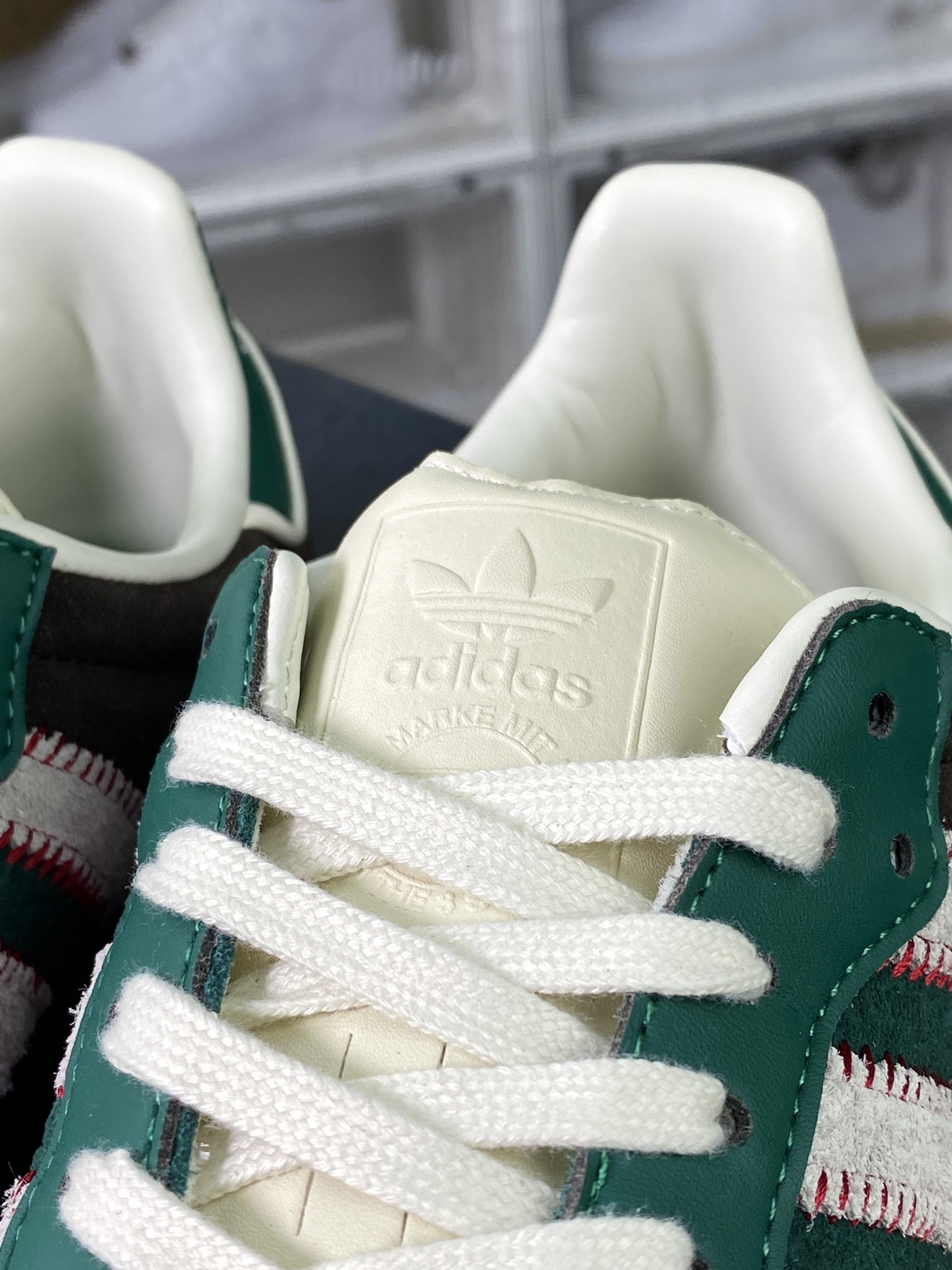 200 Adidas Originals Samba OG"Brown Green"桑巴舞板鞋“联名深蓝棕褐米白”ID6022