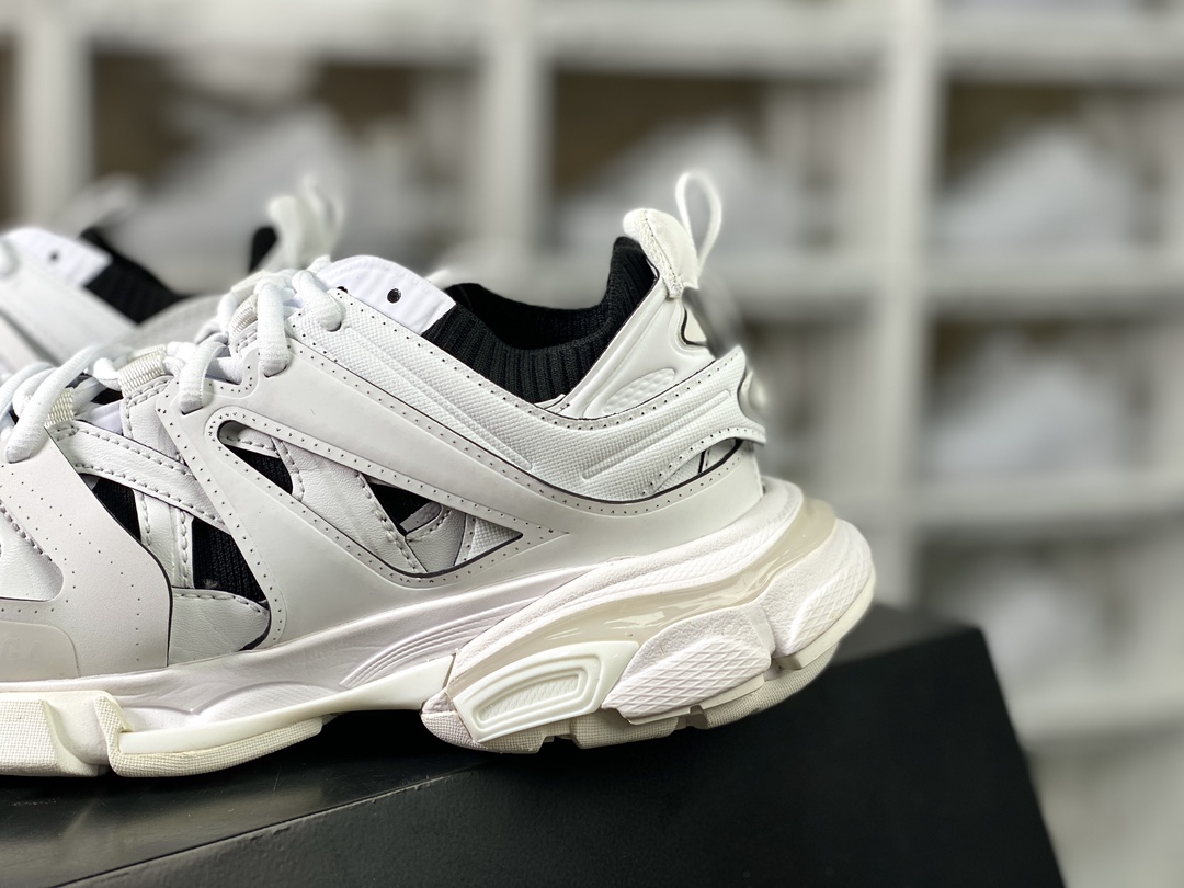 450 巴黎世家BALENCIAGA Track SOCK Trainers 3.0代针织版系列低帮慢跑鞋“针织白黑LOGO”736328 W3SKC 9010