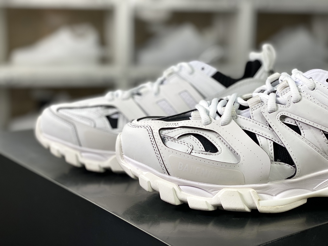 450 巴黎世家BALENCIAGA Track SOCK Trainers 3.0代针织版系列低帮慢跑鞋“针织白黑LOGO”736328 W3SKC 9010