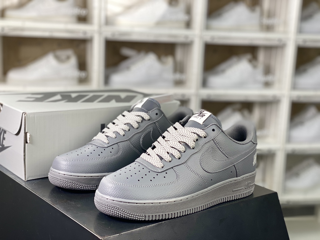 240 Air Force 1’07 Low 空军一号低帮经板鞋“皮革灰白”CZ6767-108