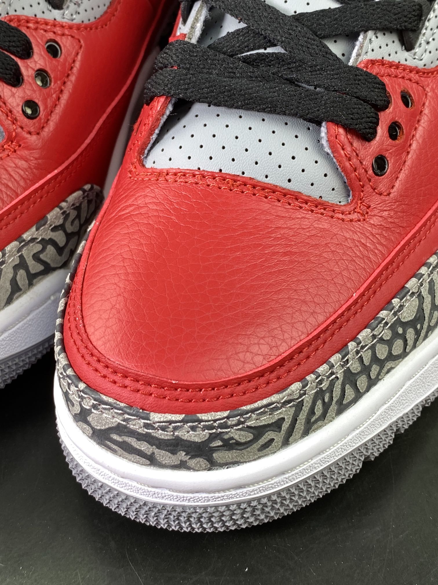 260  Air Jordan 3 ES"Red Cement"迈克尔·乔丹AJ3代中帮篮球鞋“红水泥全明星大红公牛”CK5692-600