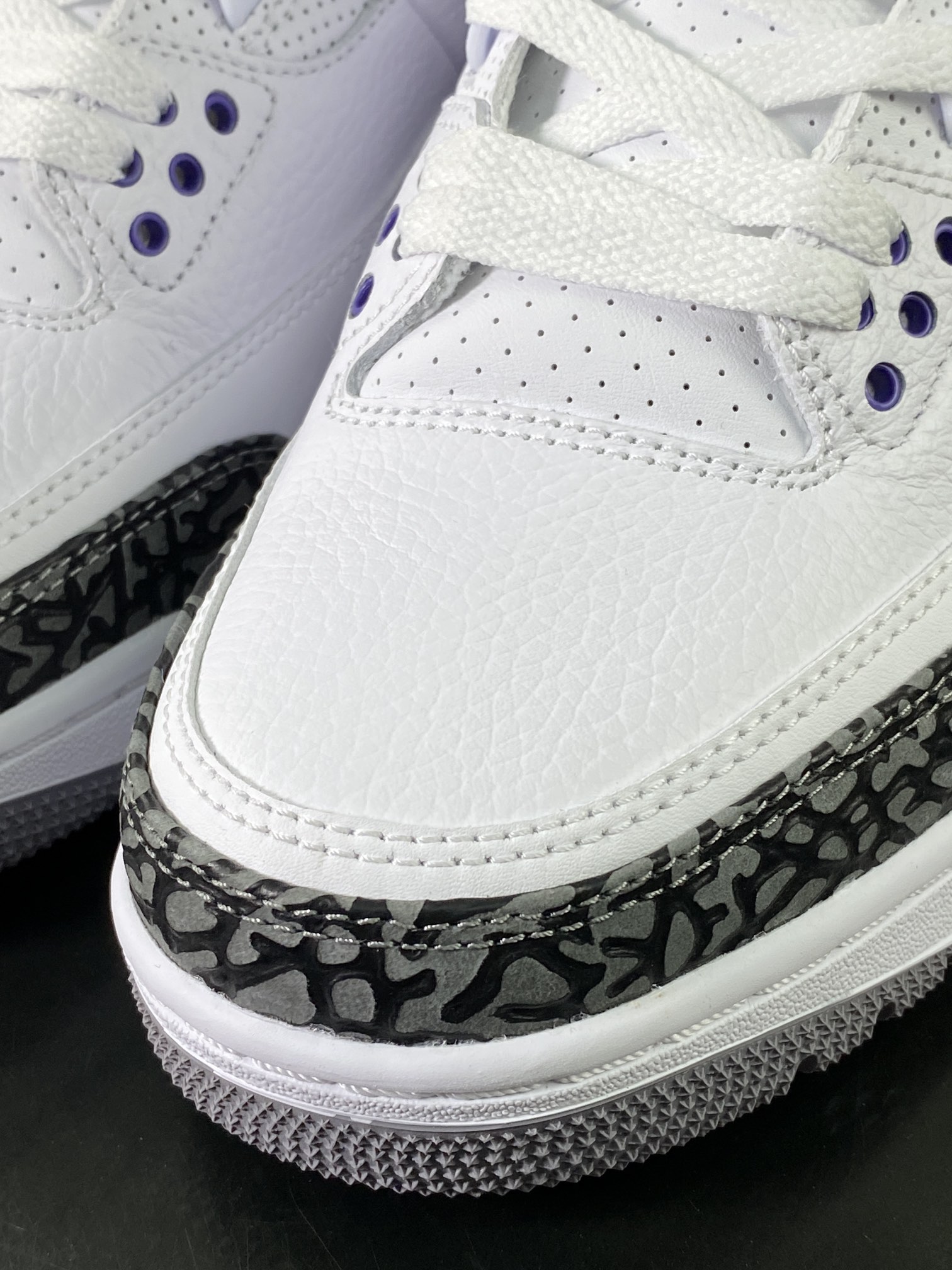 260  Air Jordan 3"Dark Iris"迈克尔·乔丹AJ3代中帮篮球鞋“白葡萄紫水泥爆裂纹”CT8532-105