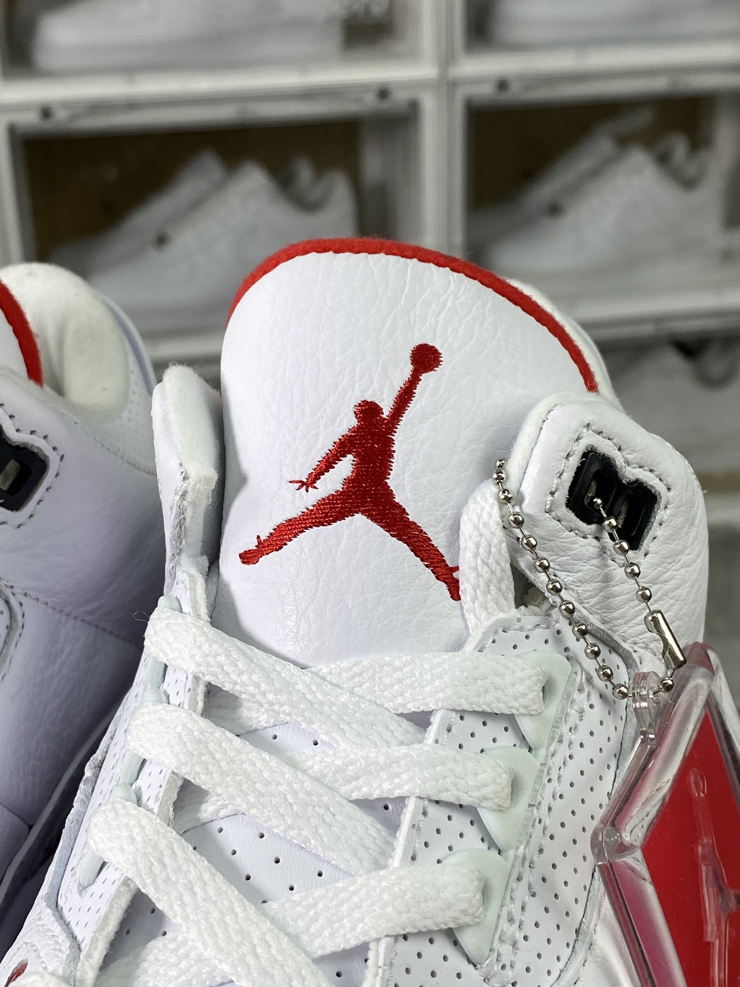 260 Air Jordan 3 QS"Katrina"迈克尔·乔丹AJ3代中帮篮球鞋“飓风爆裂纹白水泥”136064-116