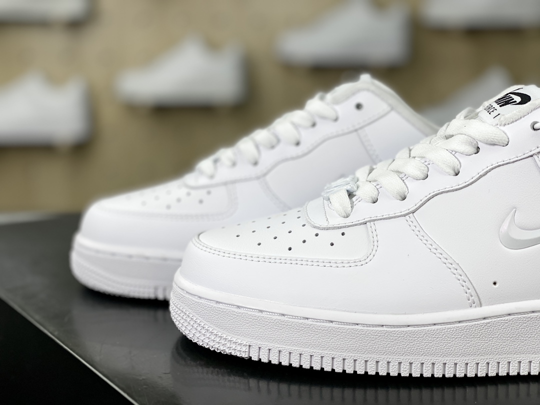 Air Force 1'07 Low SE”Just Do It 'Tie Dye Swoosh” Air Force One Sneakers ”Leather All White Colorful JDI Small Hook” FB8251-100