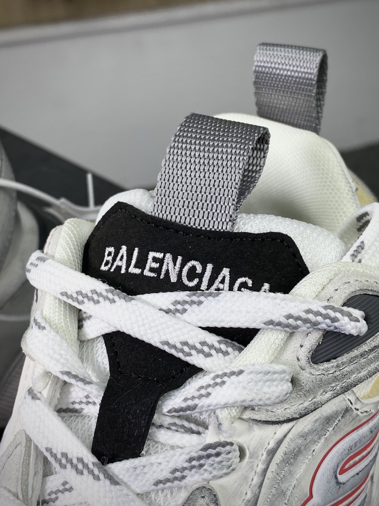 BALENCIAGA Cargo Sneaker 5XL boat series low-top sports shoes ”white, gray and red distressed” 784339 W1MV3 0521