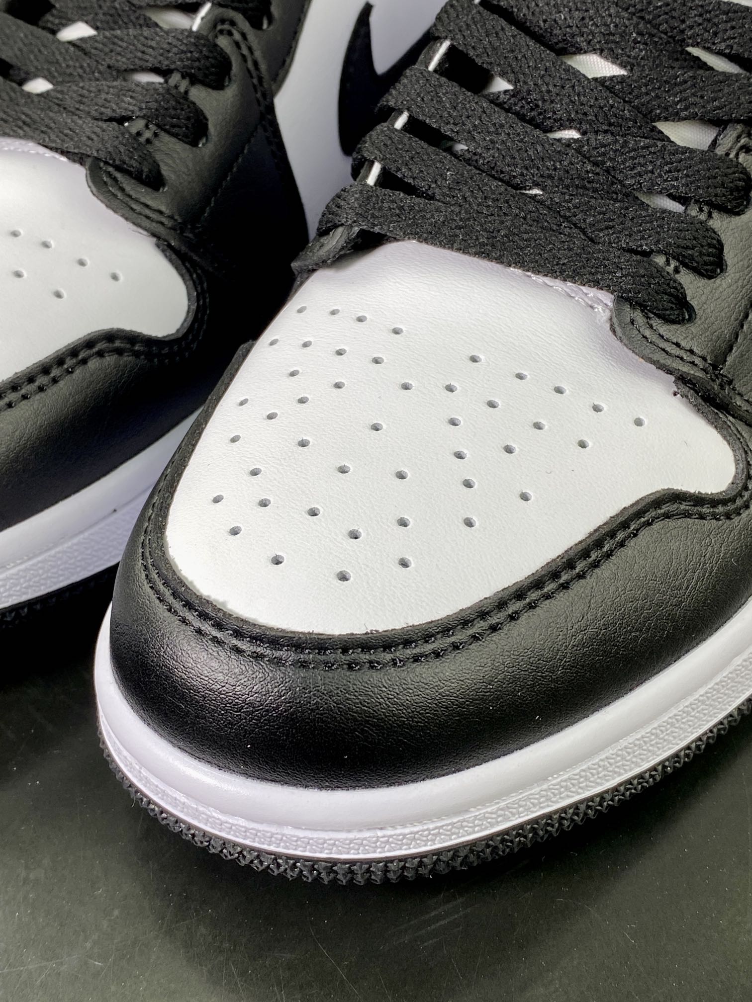 200 耐克Nike Air Jordan 1 Retro Low OG"Black/White/Pande"AJ1乔丹一代篮球鞋“OG黑白熊猫”CZ0790-110