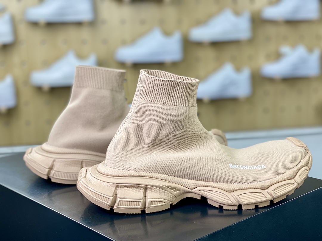 280 巴黎世家BALENCIAGA 3XL Sock Knit Sneaker 3XL针织系列中帮袜运动鞋“针织卡其白LOGO”758483 W2DG1 1090