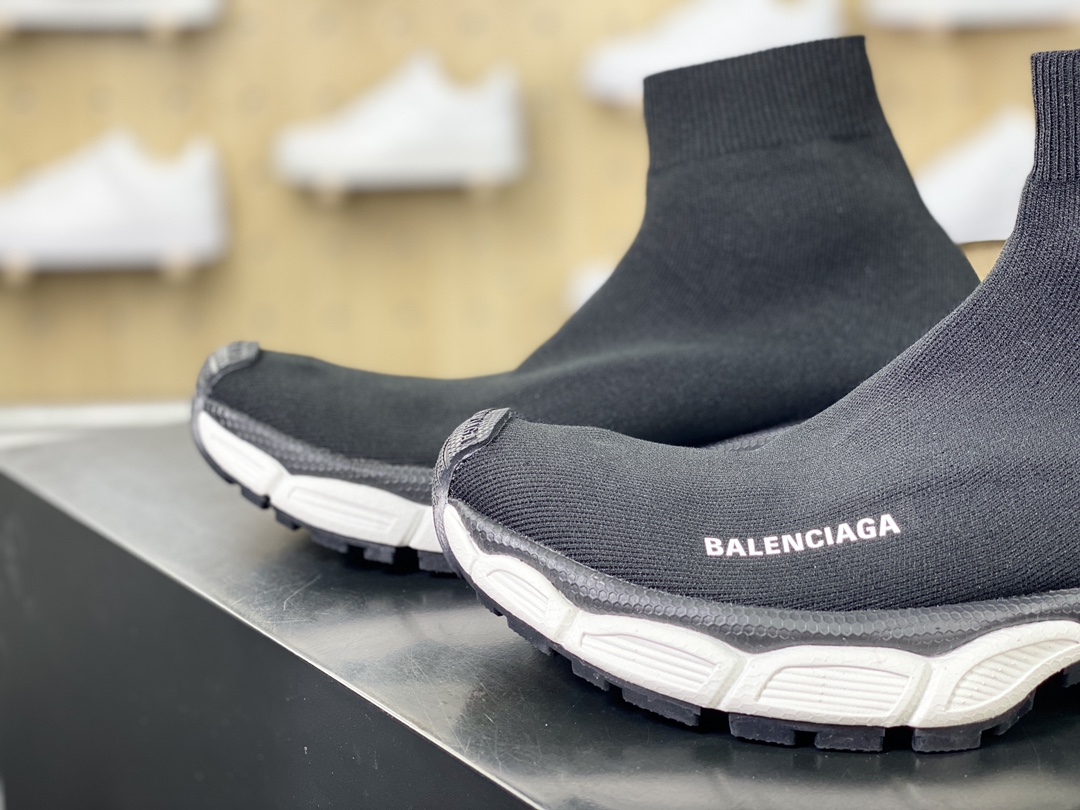 280 巴黎世家BALENCIAGA 3XL Sock Knit Sneaker 3XL针织系列中帮运动鞋“针织黑白LOGO”758483 W2DG1 1090