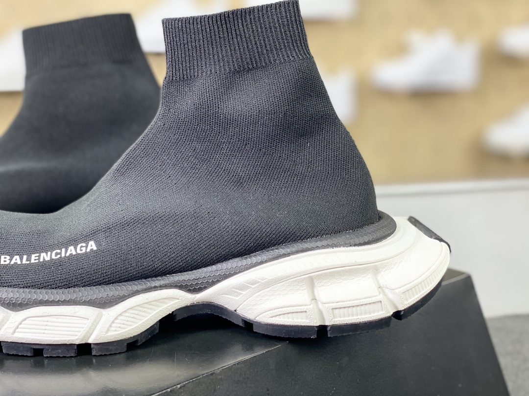 280 巴黎世家BALENCIAGA 3XL Sock Knit Sneaker 3XL针织系列中帮运动鞋“针织黑白LOGO”758483 W2DG1 1090