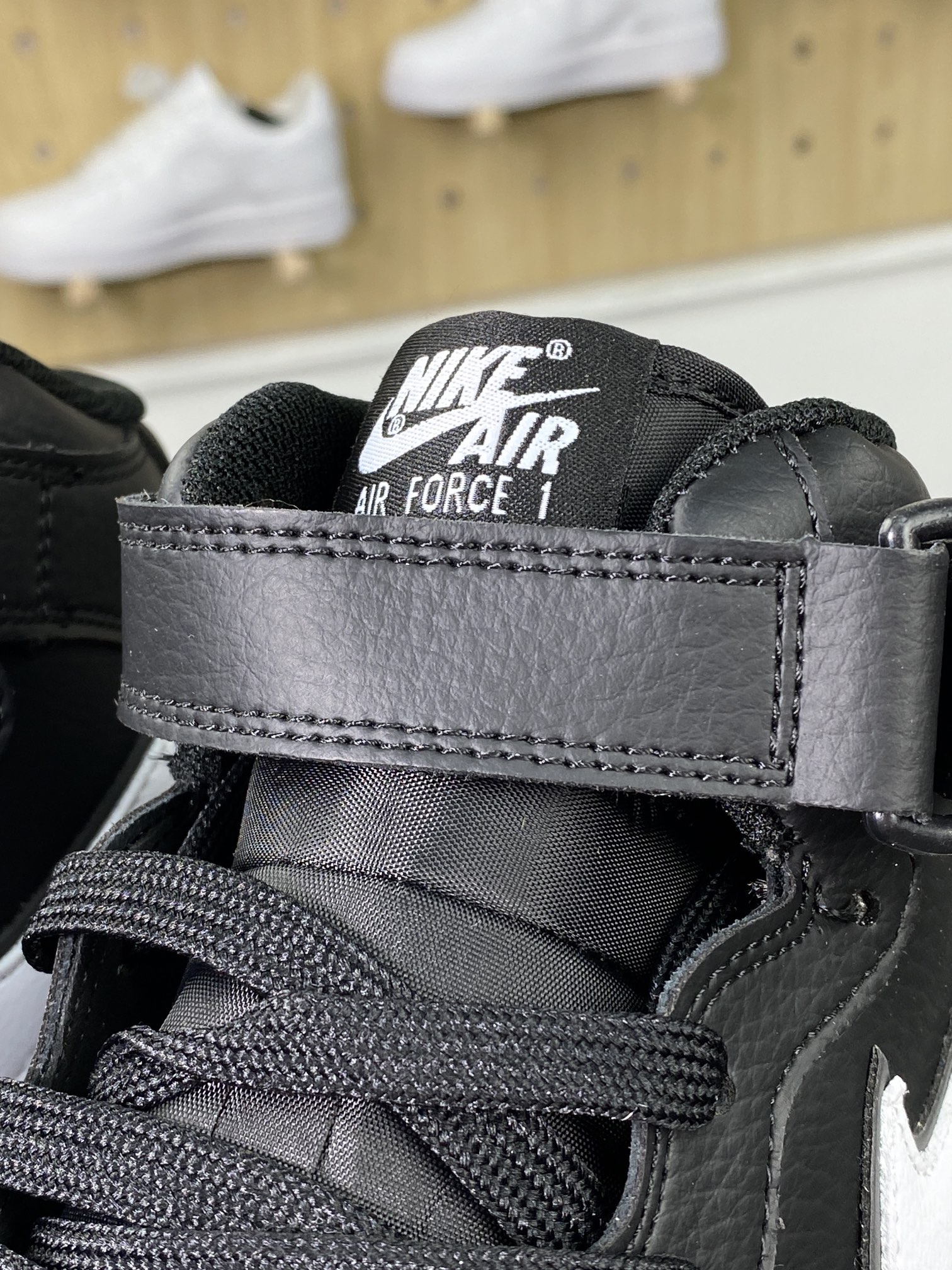 Nike Air Force 1'07 Mid”Black/White” Air Force One classic sports sneakers ”Leather Black and White Hook” HK5622-955