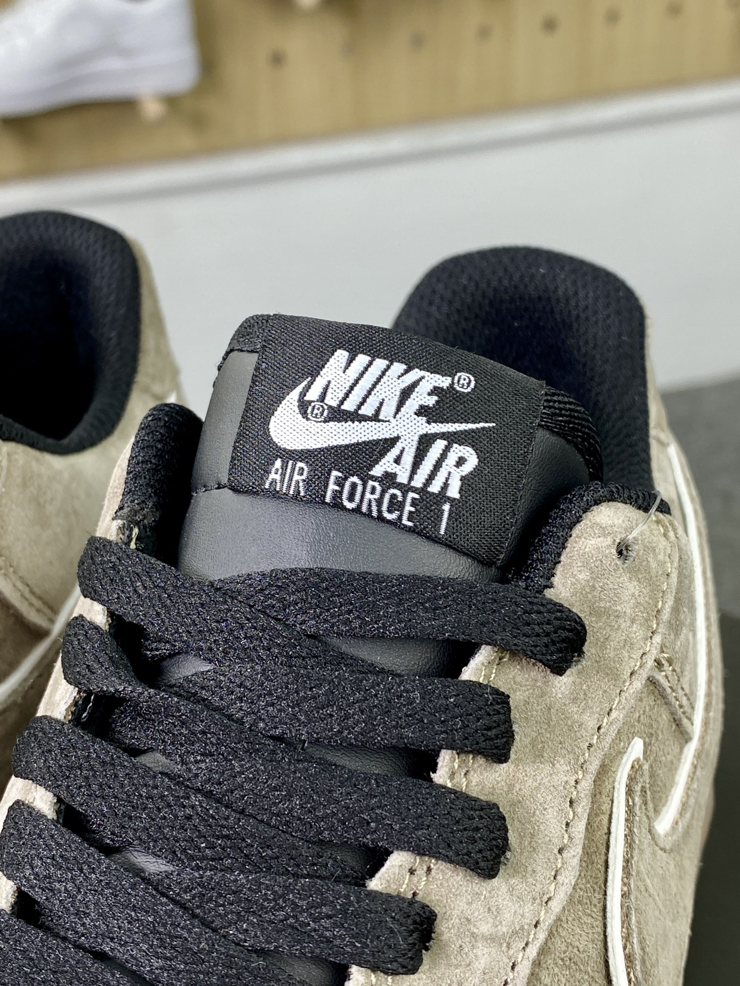 260 耐克Nike Air Force 1 '07 Low"Brown Grey Black"空军一号经典板鞋“麂皮灰棕黑白叠钩”AV0383-223