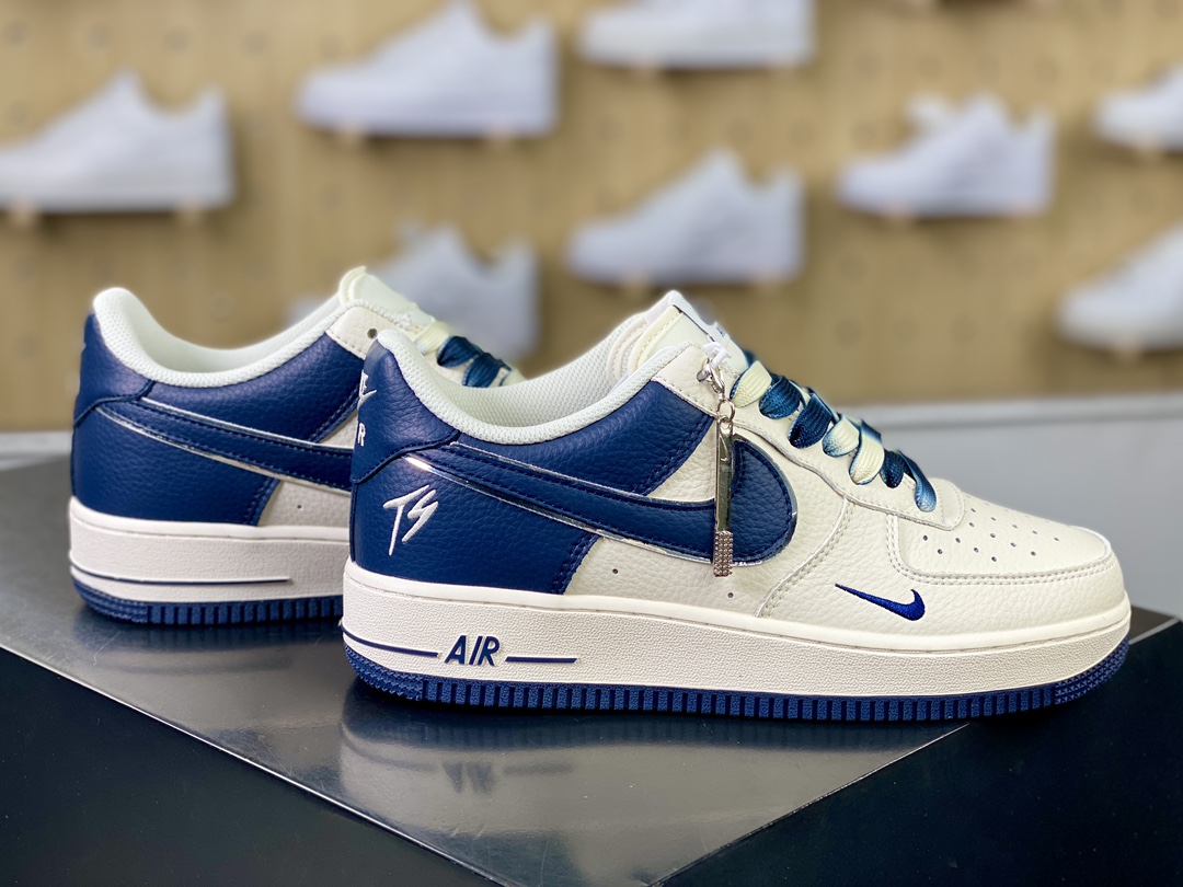 Fat Joe x Nike Air Force 1 Low ”Terror Squad” Air Force One classic low-top sneakers ”Splicing off-white and navy blue TS embroidery” IO5636-999